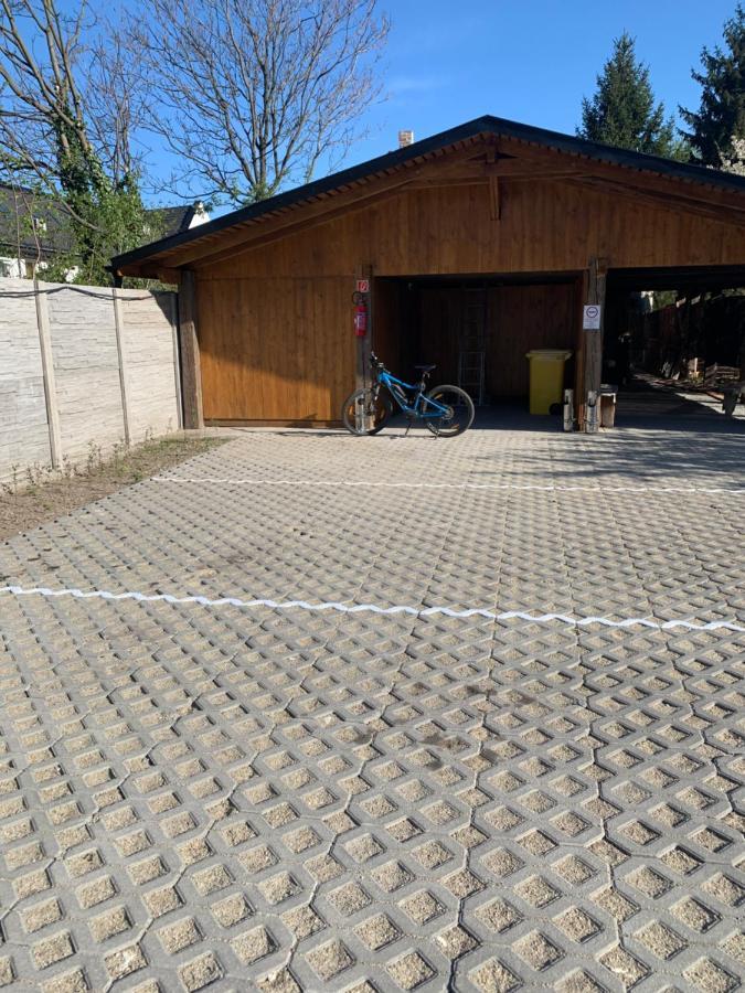M70 Apartmanhaz Miskolc Eksteriør billede